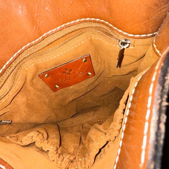 Patricia Nash crossbody - Picture 6 of 6